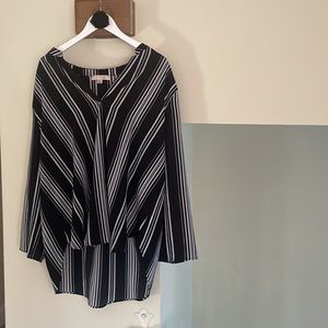 Misia curvy 3x black with white stripes v-neck long sleeve blouse